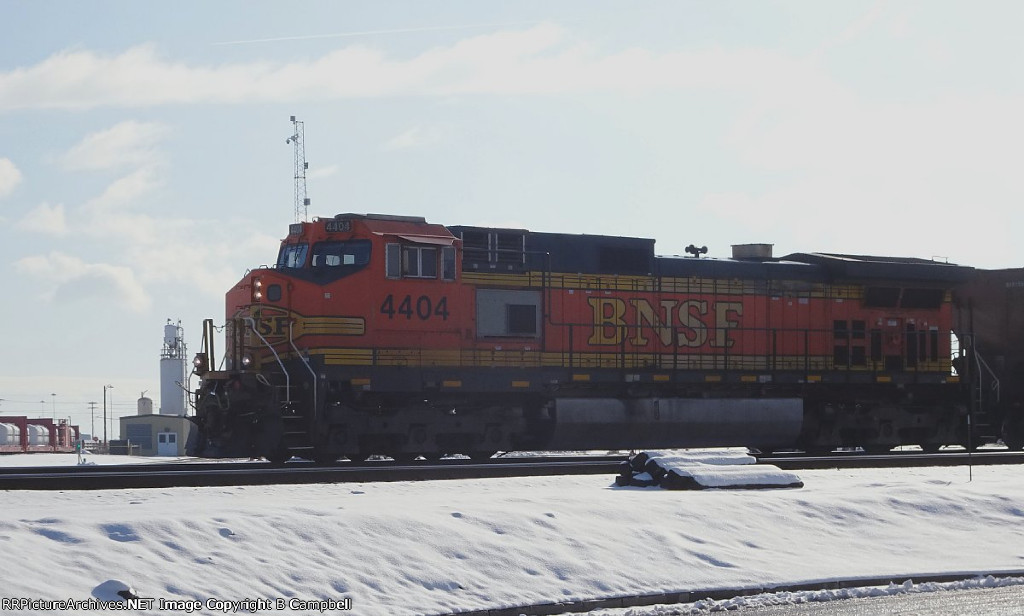 BNSF 4404